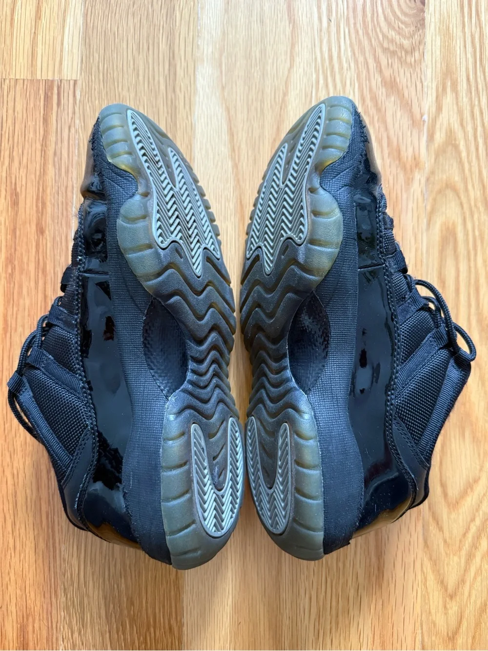 Air Jordan 11 Retro Low All Black